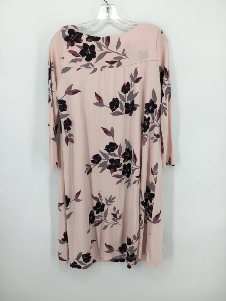 A Pea In The Pod Size M Poly Blend Dress - Maternity - Image 2