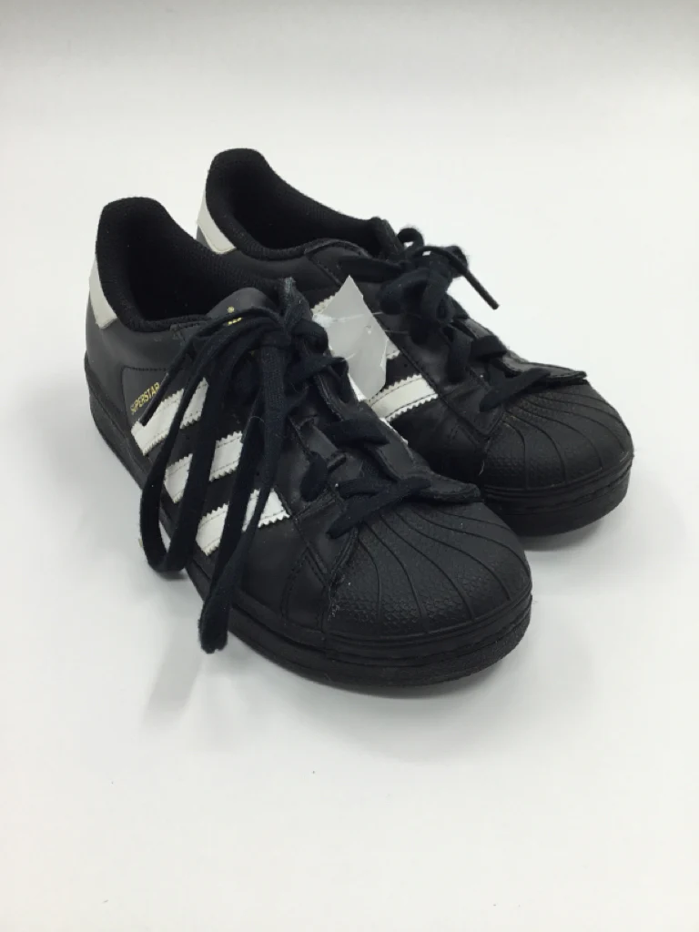 Adidas Child Size 2 Youth Black Sneakers
