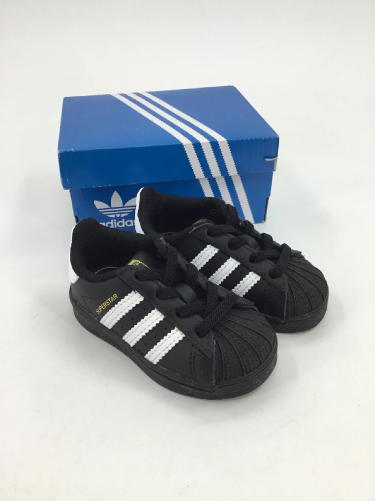 Adidas Child Size 4 Toddler Black Sneakers