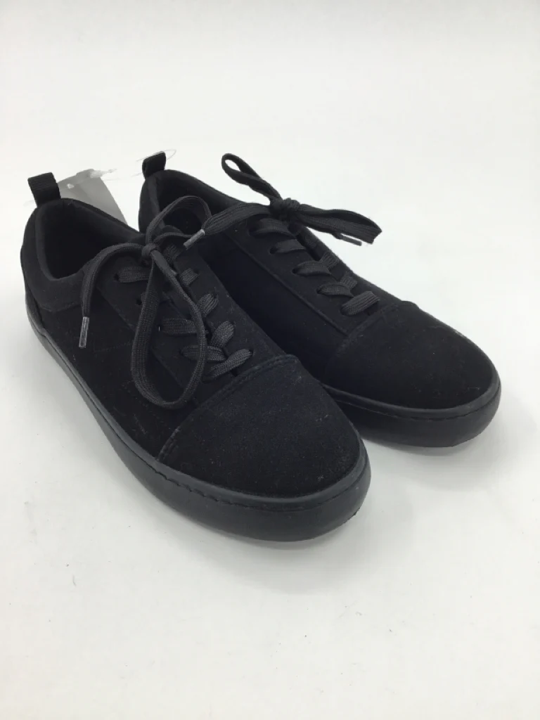 Art Class Child Size 5 Youth Black Sneakers