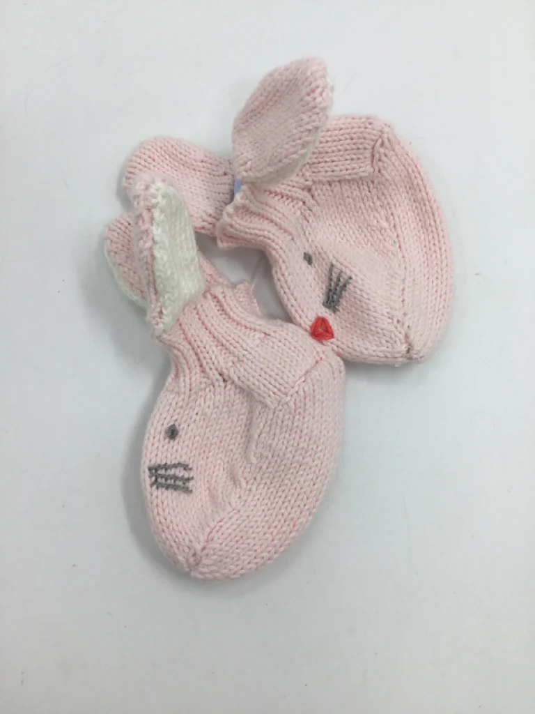 b Bella Bliss Child Size 2 Toddler Pink Baby/Walker Shoes