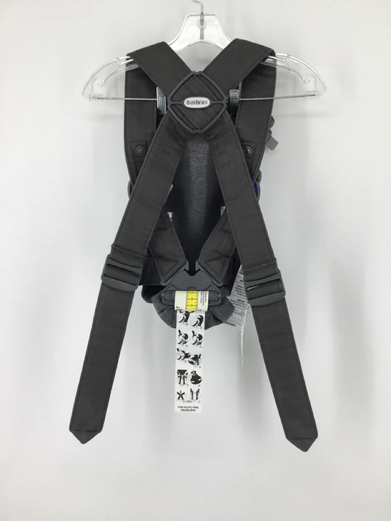 Baby Bjorn Navy Mini Baby/Child Carrier - Image 2