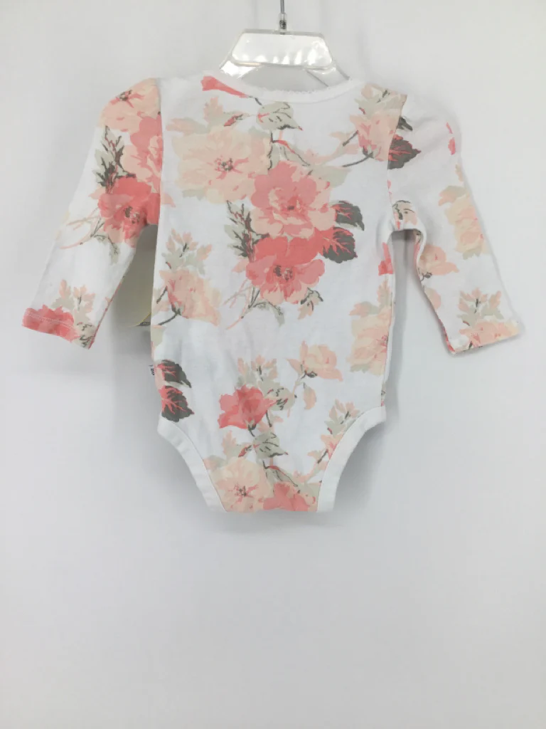 Baby Gap Child Size 3-6 Months White Onesie - Image 2