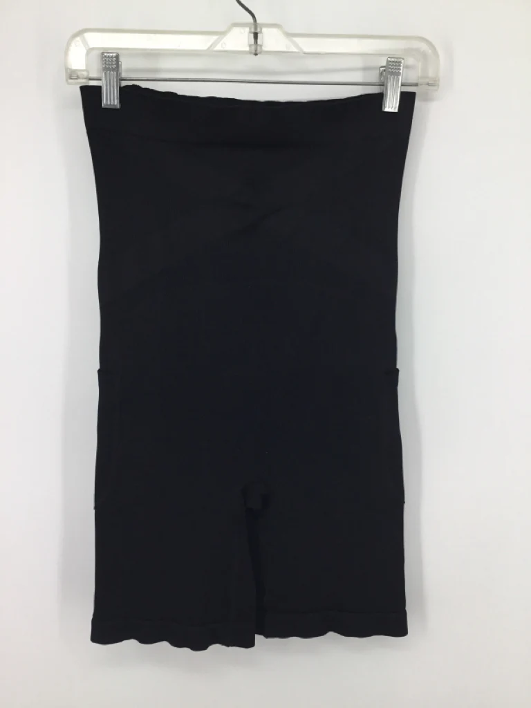 Blanqi Size XL Nylon Blend Shorts - Image 2
