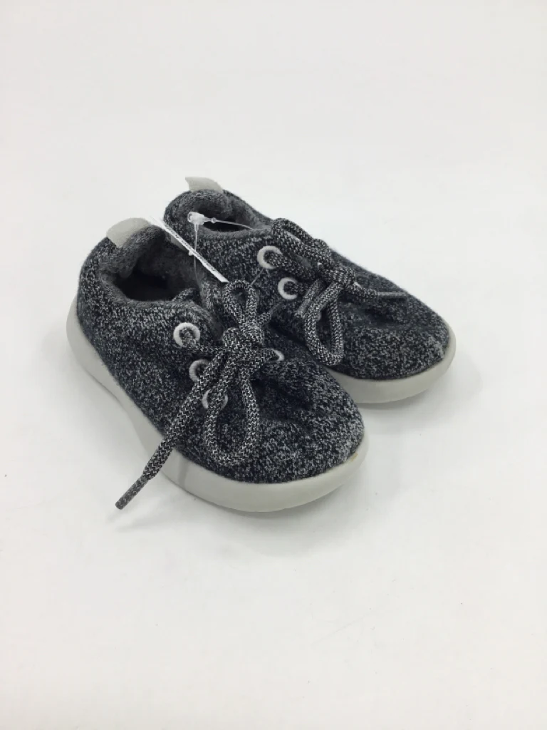 brandless Child Size 6 Toddler Gray Sneakers