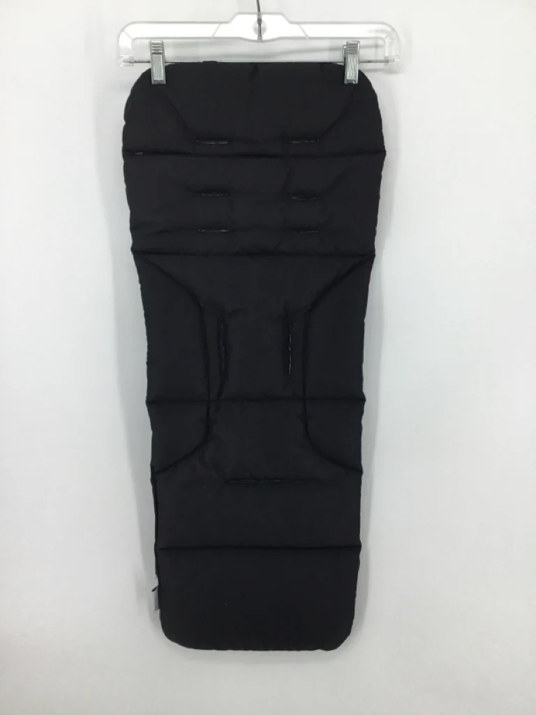 Bumbleride Black Stroller Seat Liner - Image 2