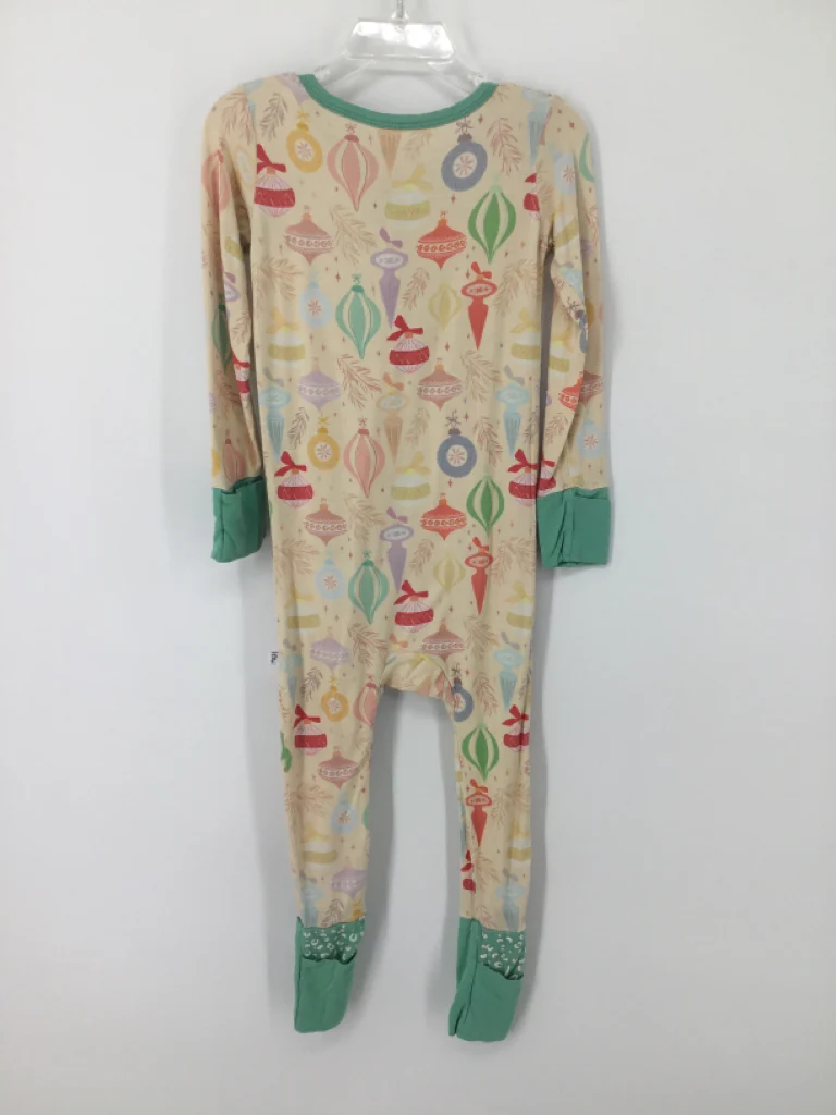 Caden Lane Child Size 2 Multi-Color Christmas Pajamas - Image 2