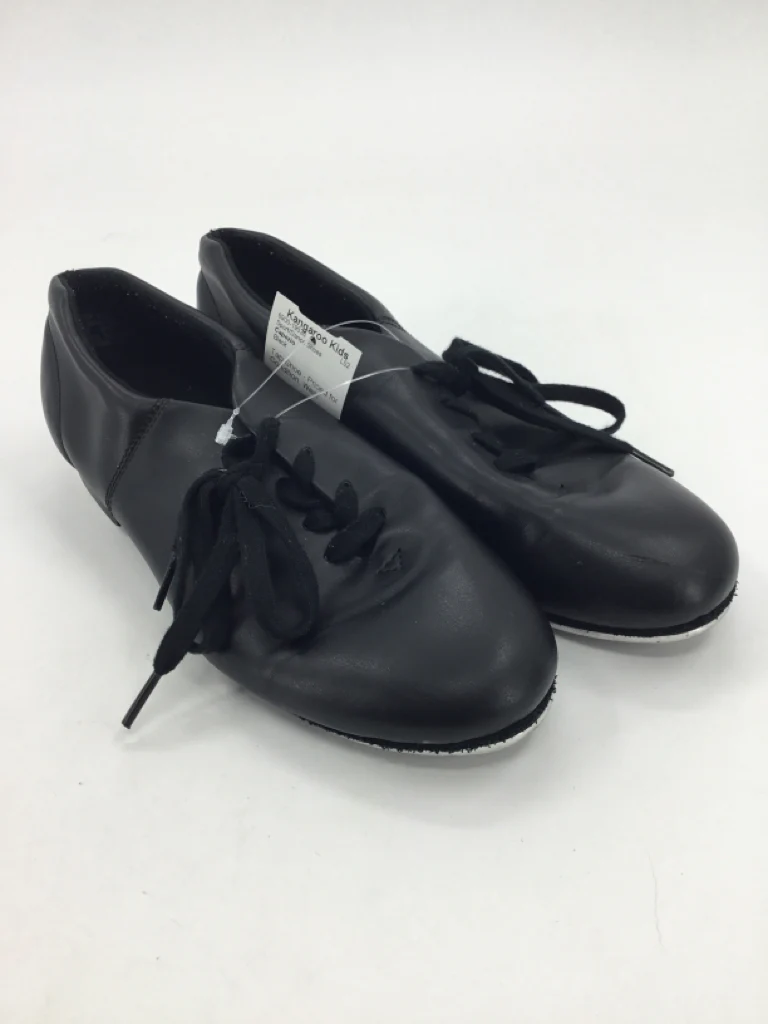 Capezio Child Size 6.5 Youth Black Sport/Dance Shoes