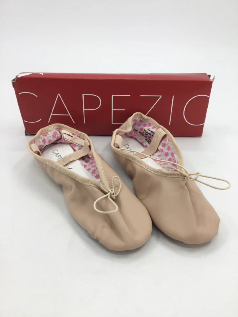 Capezio Child Size 6.5 Youth Pink Sport/Dance Shoes