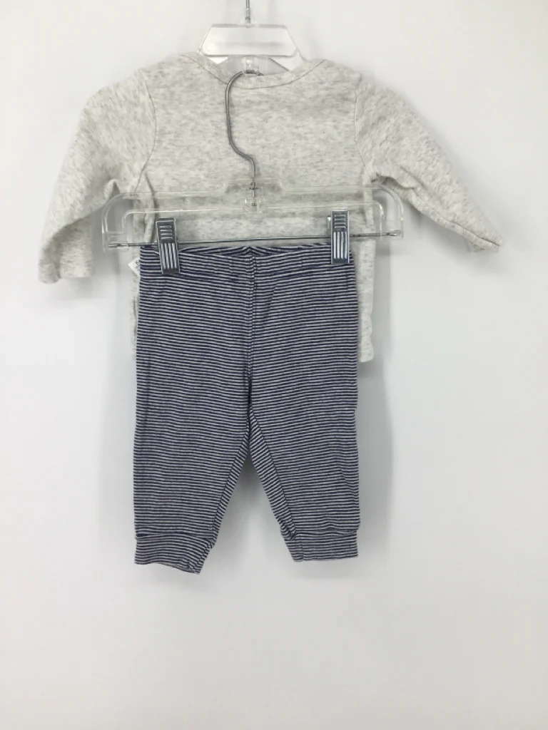 Carter's Child Size 6 Months Gray Thanksgiving Outfit - Image 2