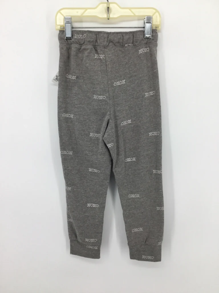 Cat & Jack Child Size 4 Gray Valentine's Day Pants - Image 3