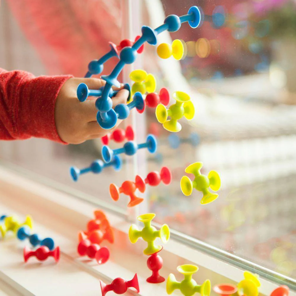 Fat Brain Toys Mini Squigz - Image 7