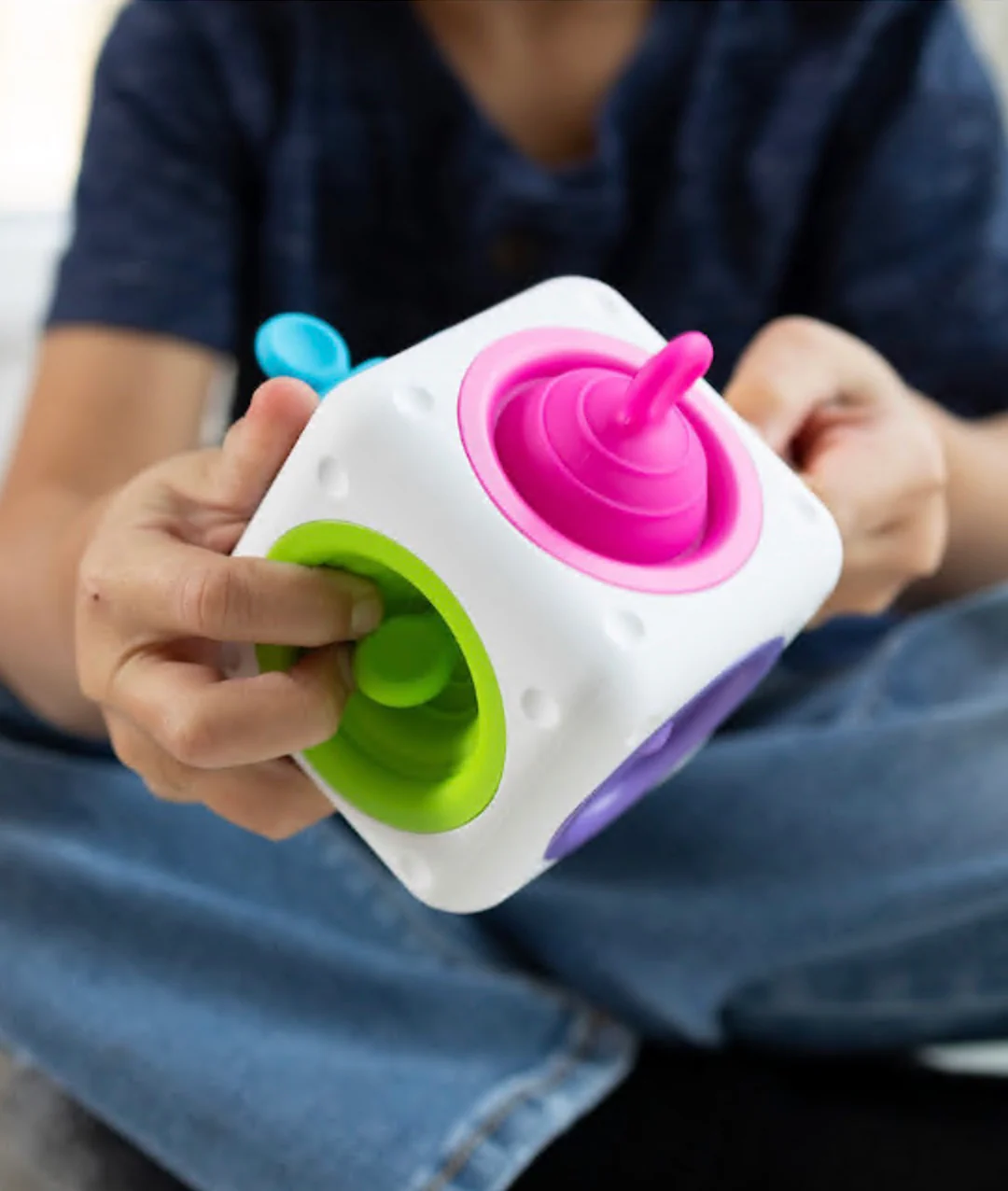 Fat Brain Toys - Tugl Cube - Image 3
