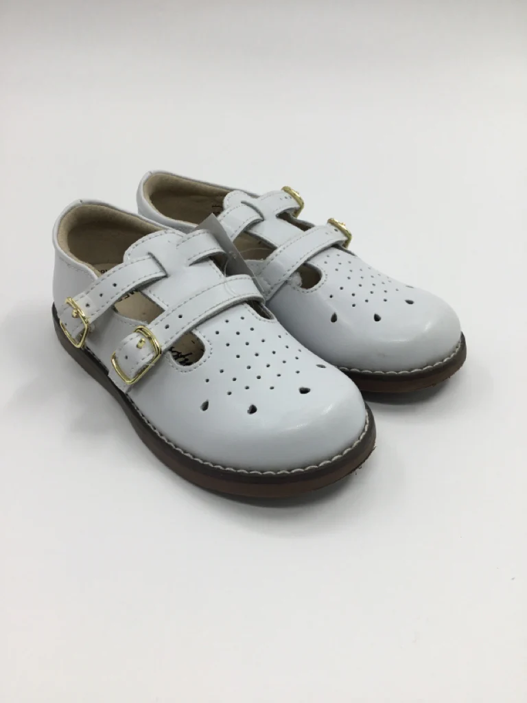 Footmates Child Size 9.5 Toddler White Dress Shoes