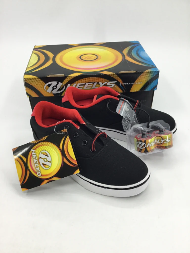Heelys Child Size 5 Youth Black Sneakers