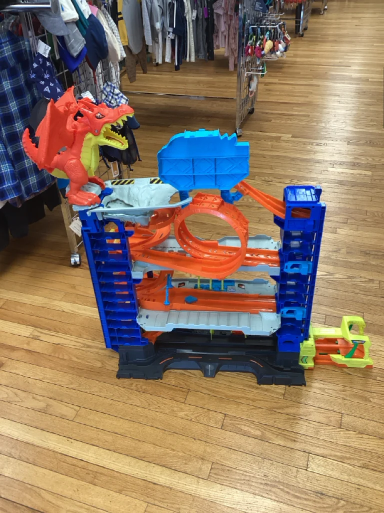 Hot Wheels City Ultimate Garage Playset - Image 2