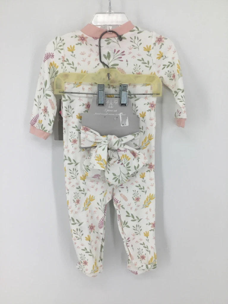 le top Child Size 6-9 Months White Sleepers - Image 4