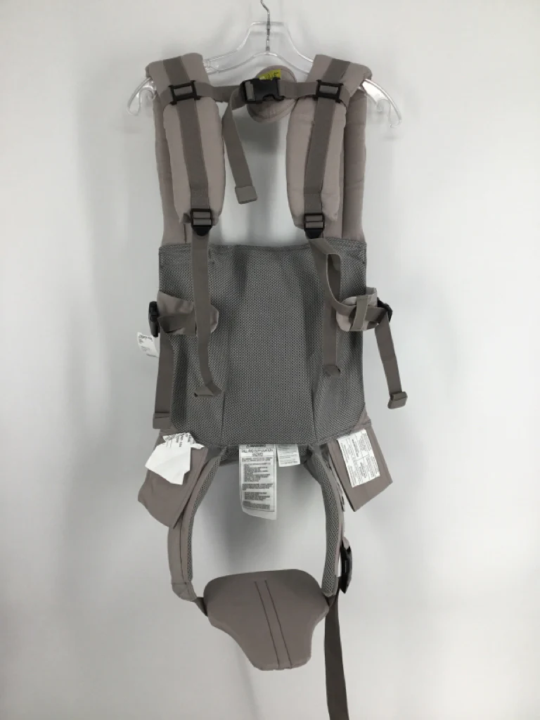 Lillebaby Gray Complete 6 in 1 Carrier - Image 2