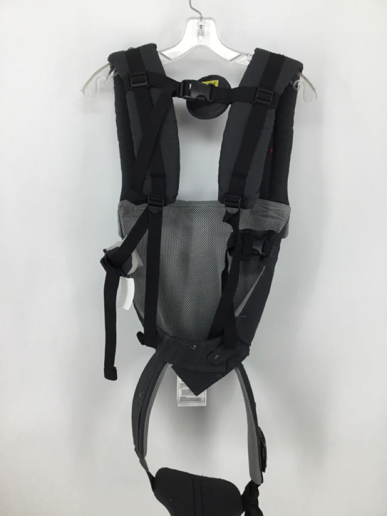 Lillebaby Gray Complete 6 in 1 Carrier - Image 2