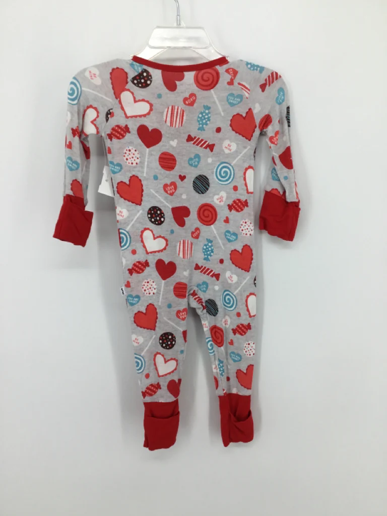 Little Sleepies Child Size 0-3 Months Gray Valentine's Day Pajamas - Image 2