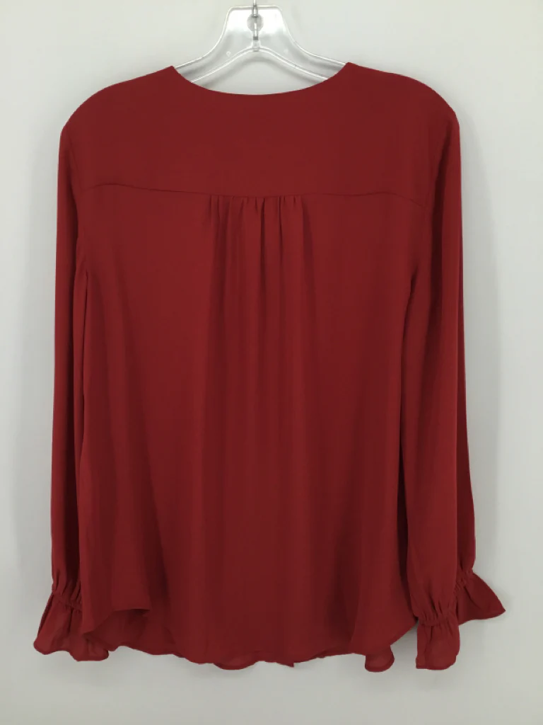LOFT Size M Poly Blend Top - Image 2