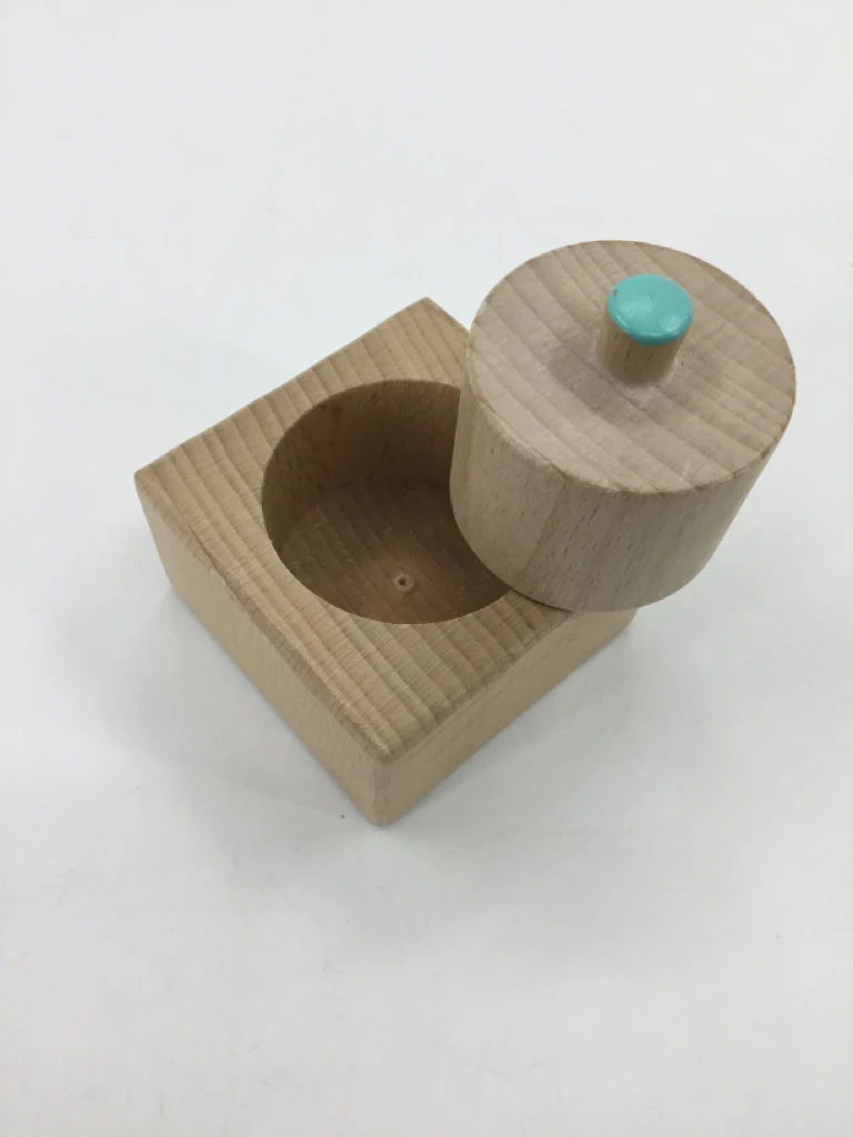 Lovevery Wooden Pincer Puzzle