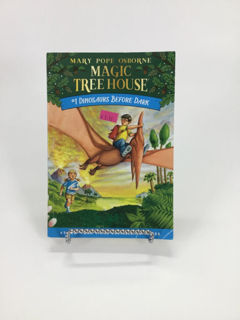Magic Tree House: Dinosaurs Before Dark Paperback Book