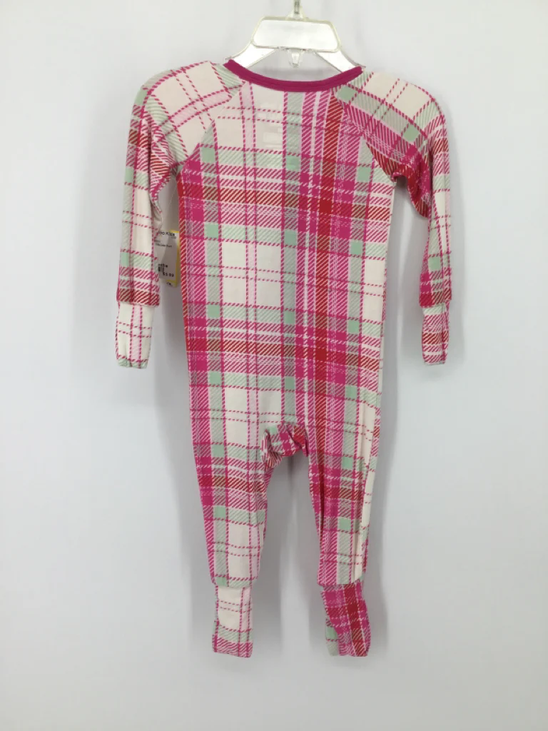 Member's Mark Child Size 6 Months Pink Sleepers - Image 2