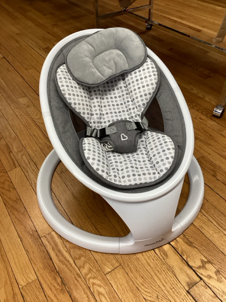 Munchkin Bluetooth Enabled Baby Swing