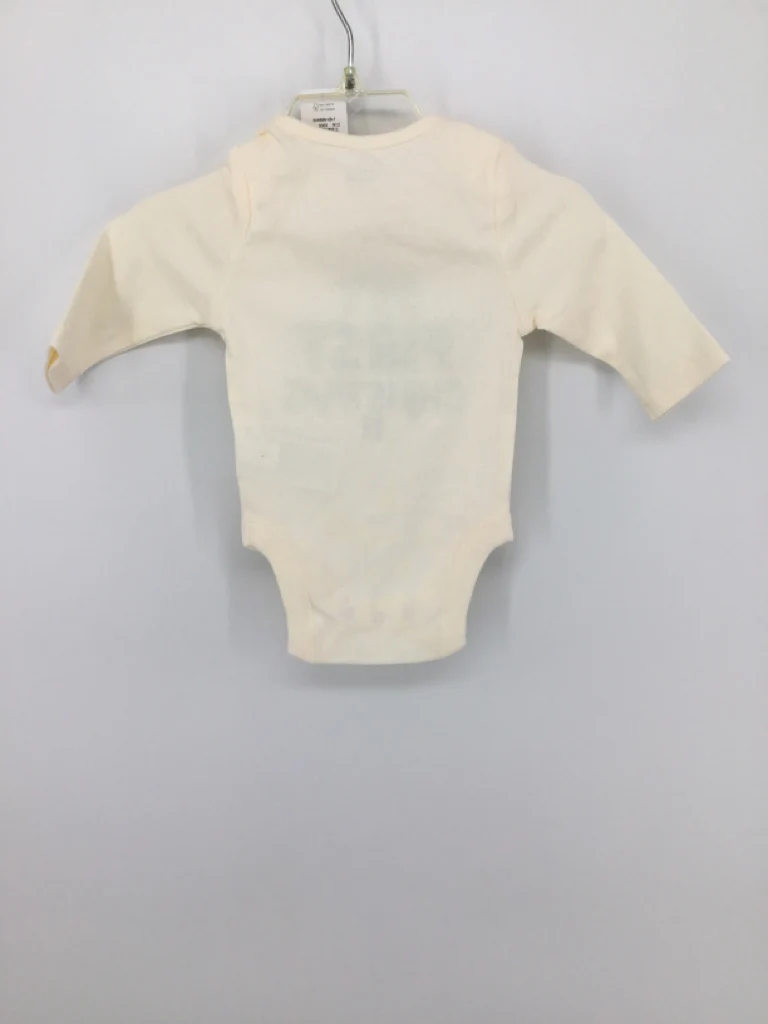 Old Navy Child Size 0-3 Months Cream Christmas Onesie - Image 3
