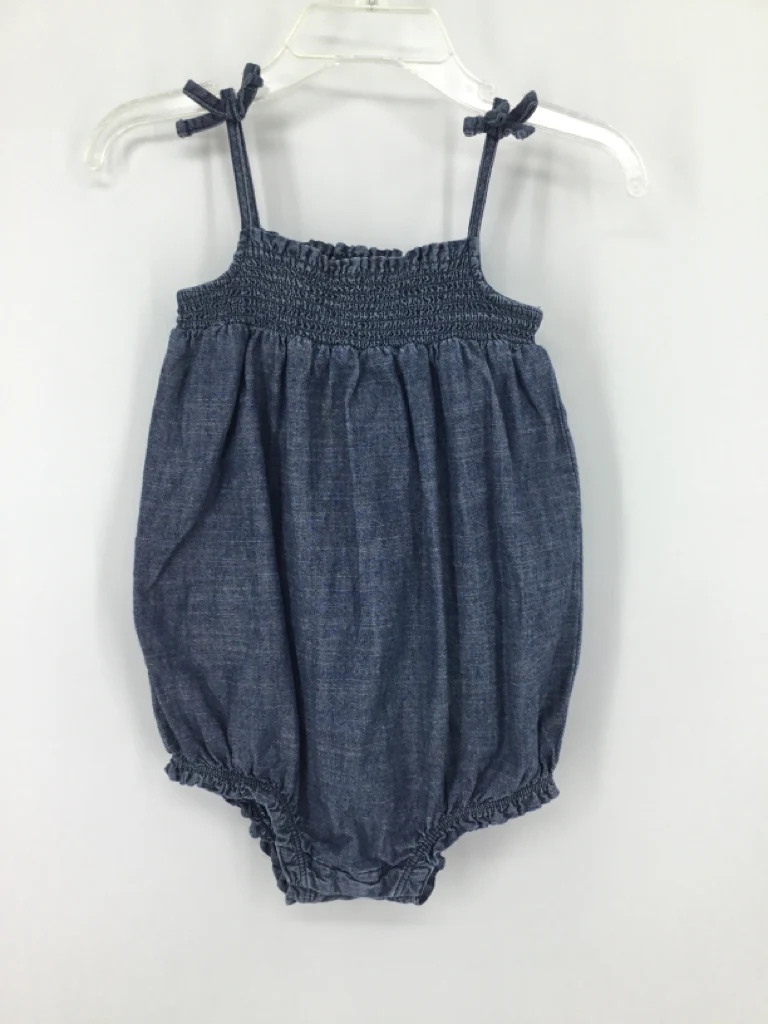 Old Navy Child Size 12-18 Months Blue Outfit - girls
