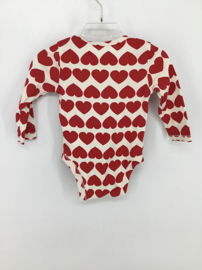 Old Navy Child Size 6-12 Months Red Valentine's Day Onesie - Image 2