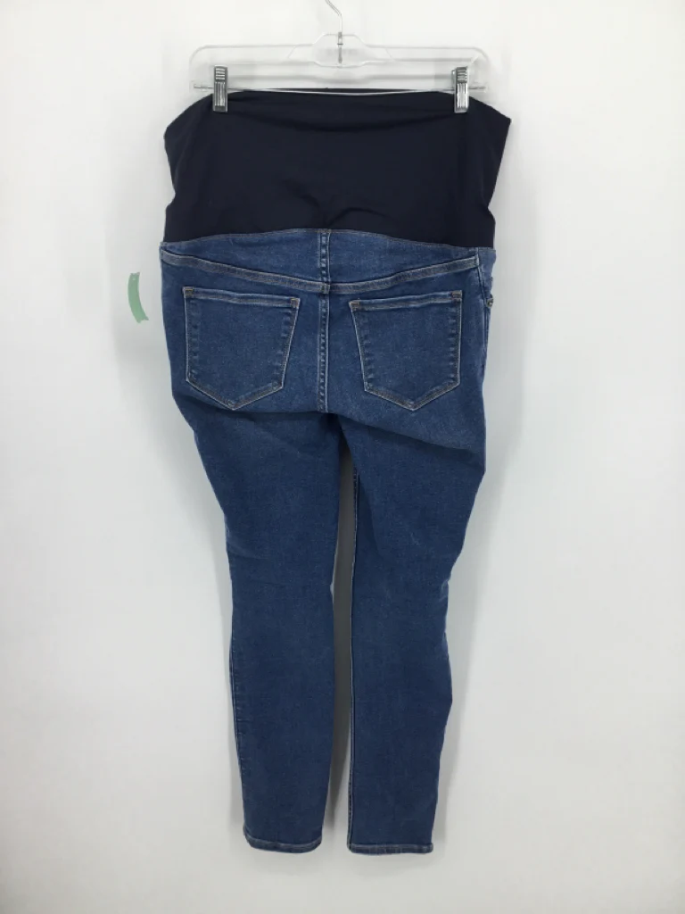 Old Navy Size M Denim Jeans - Image 2