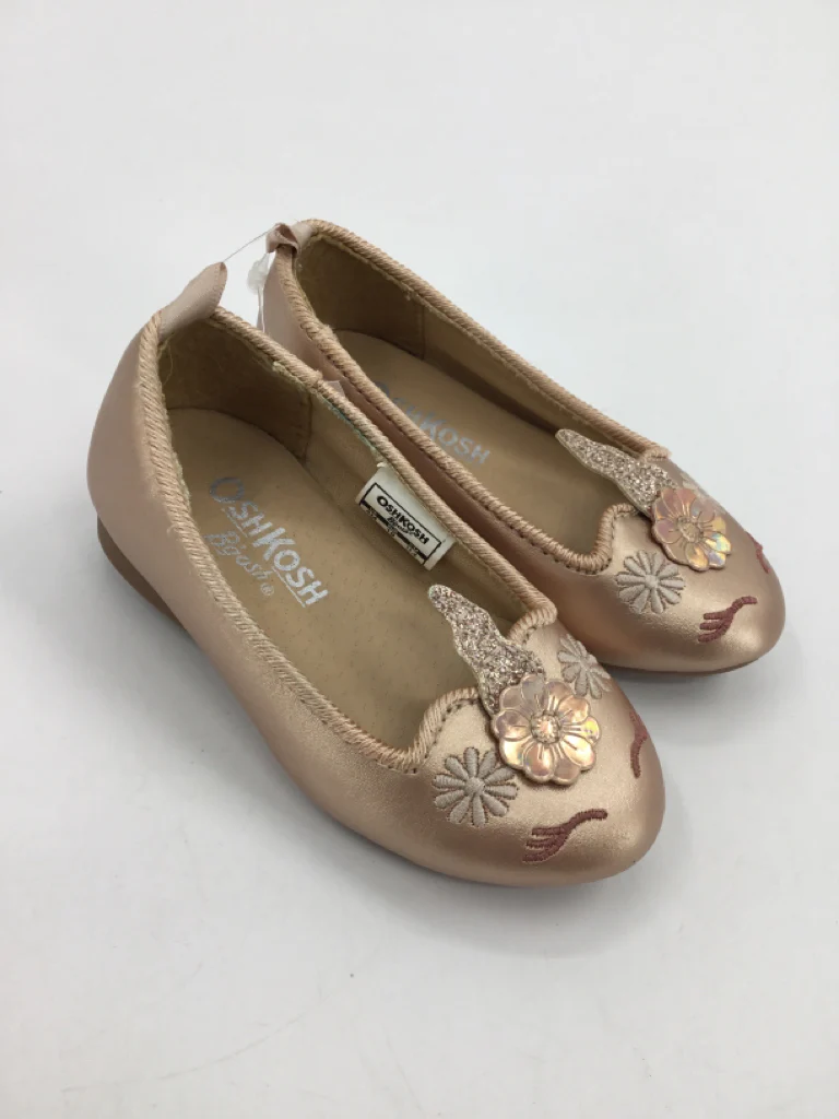 OshKosh B'gosh Child Size 4 Toddler Pink Dress Shoes