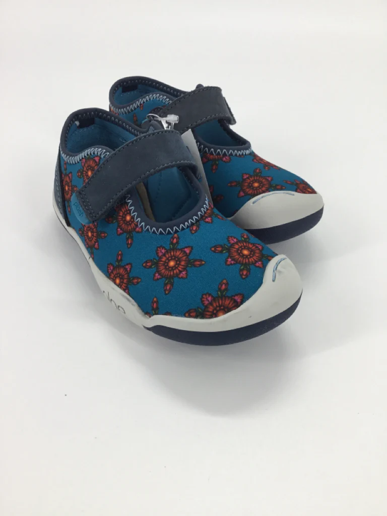 Plae Child Size 11.5 Blue Sneakers