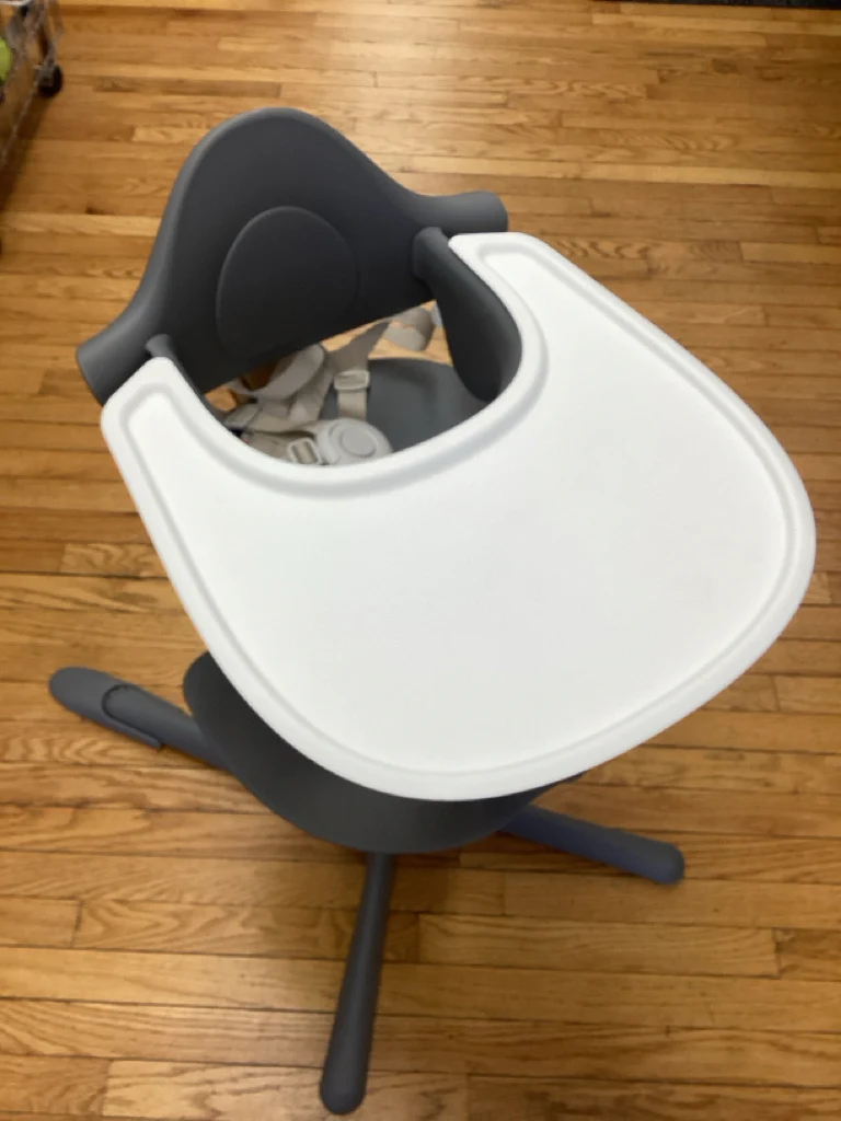 Stokke Nomi High Chair and tray with newborn & baby sets - Image 2