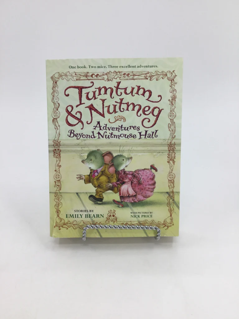 Tumtum & Nutmeg Adventures Beyond Nutmouse Hall Paperback Book