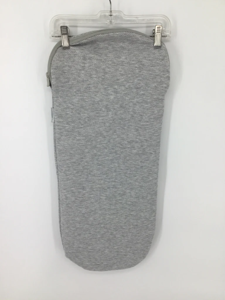 UPPAbaby Mattress Cover for Bassinet - 2018 and newer - Image 2