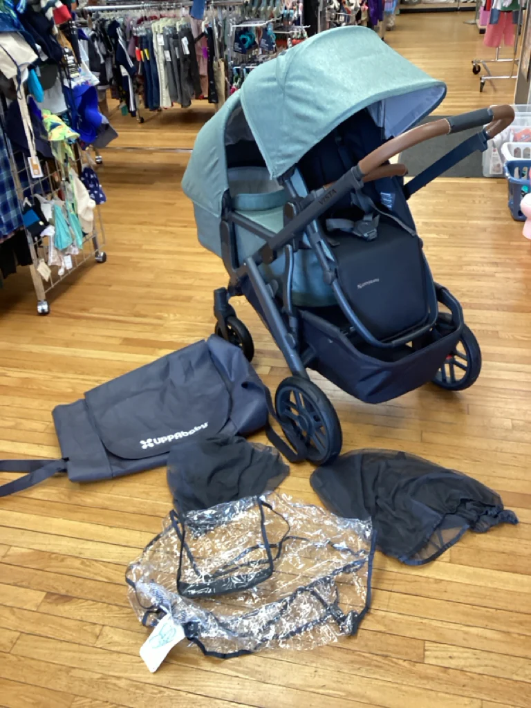 UppaBaby Vista V2 Stroller & bassinet - 2023