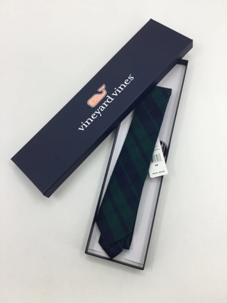 vineyard vines Child Size 8 Green Stripe Tie/Bowtie