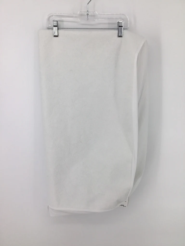 White Crib Mattress Protector